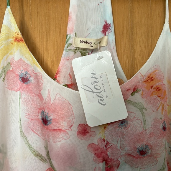 Pink floral sheer Blouse - Picture 2 of 5